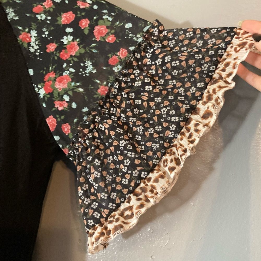 Black Floral and Leopard Print Blouse - Picture 3 of 4
